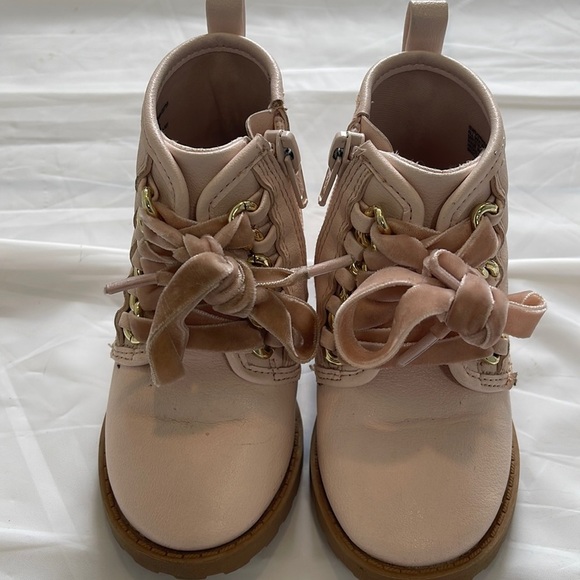 wonder nation Other - Wonder nation pink girls boots size 6